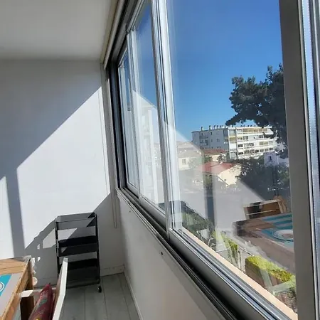 Le Plein Sud Entre Et Commerces